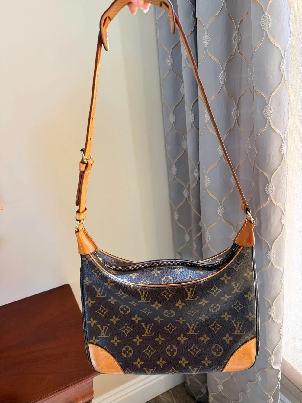 Authentic Louis Vuitton Monogram Boulogne shoulder bag  with dust bag